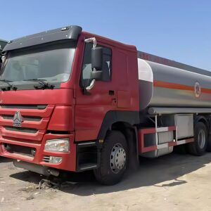 HOWO 10 Tyres 18000L Fuel Oil Tank Truck