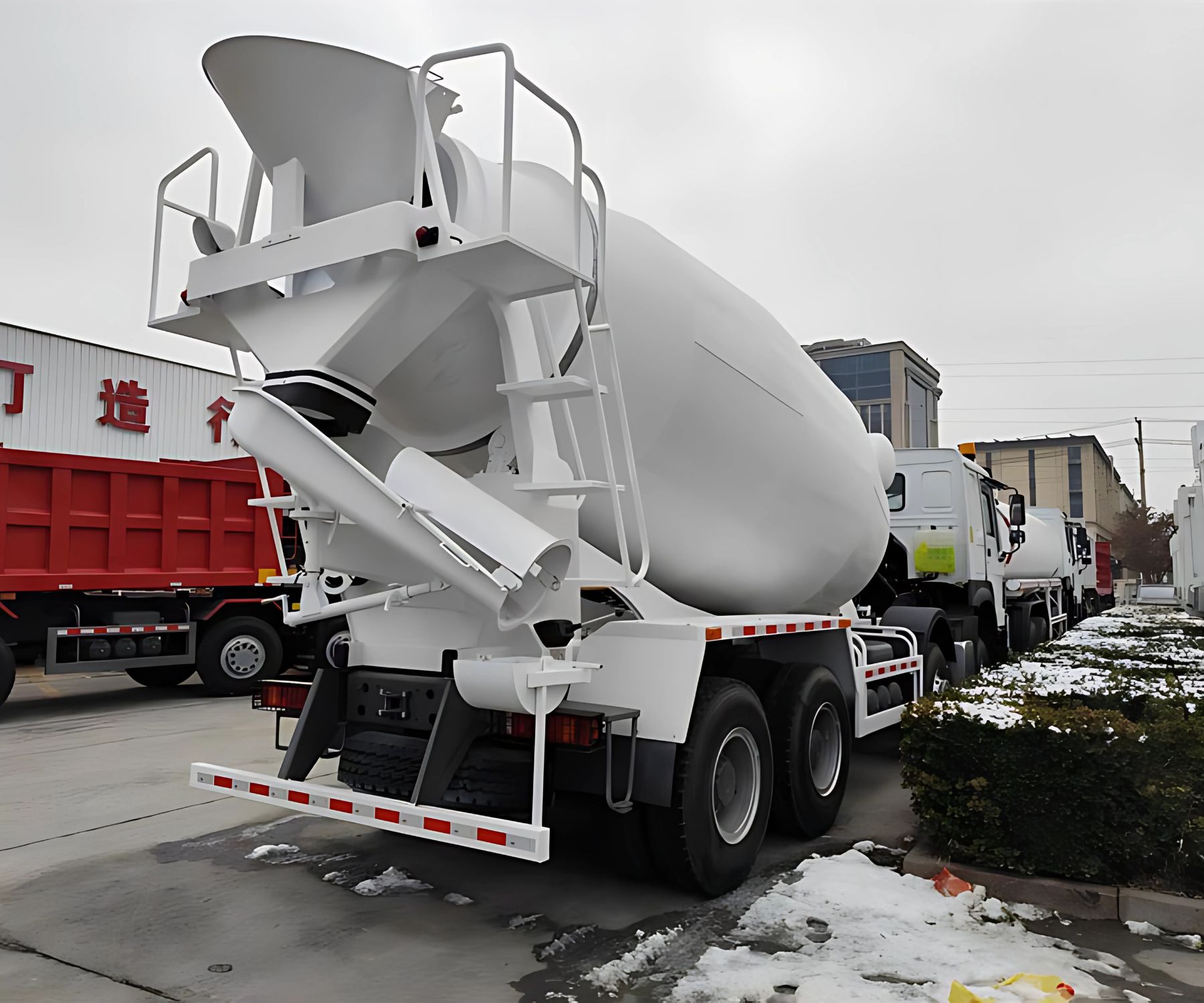 HOWO concrete mixer truck (3)