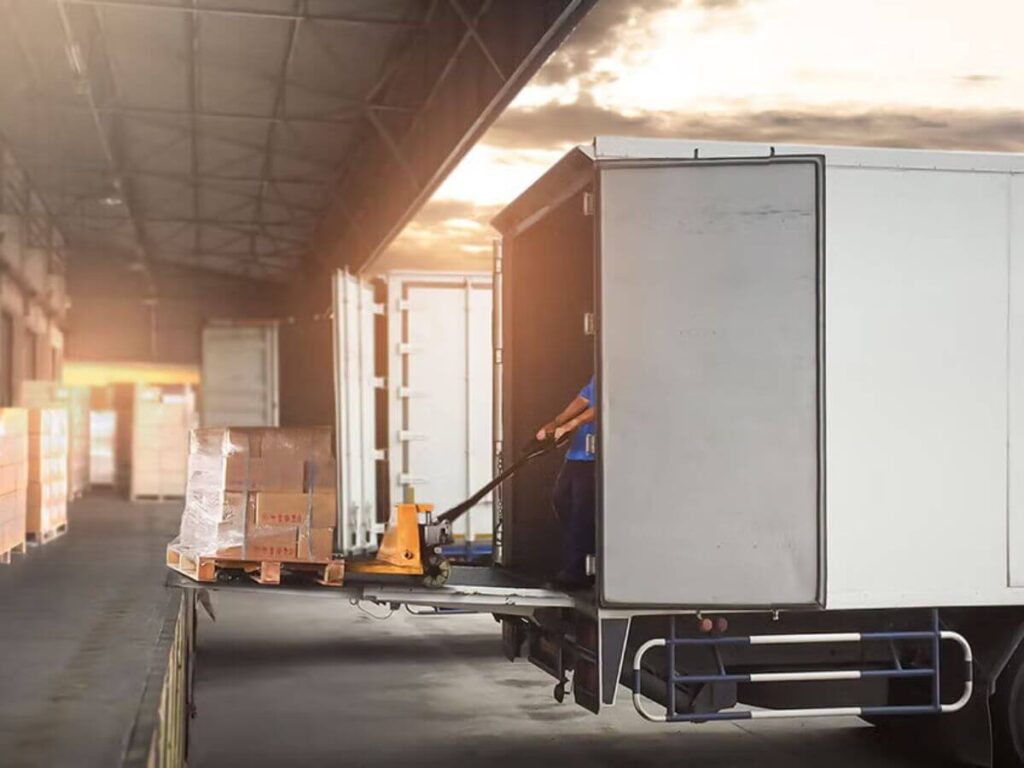 Trailer or Container? Know the Key Differences 9 Trailer or Container? Know the Key Differences 9