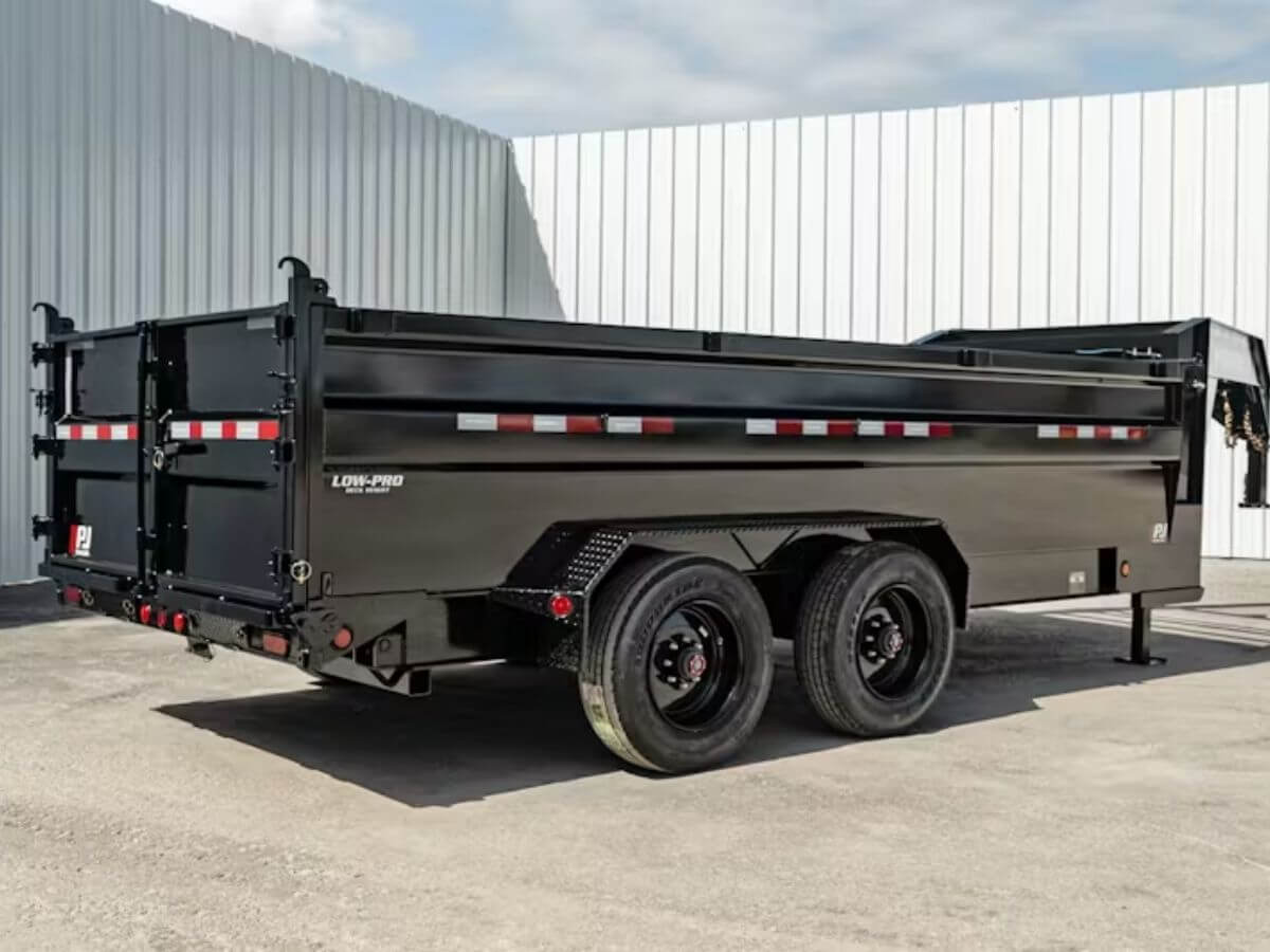 Dump Trailer Vs Dump Truck: Which Should You Choose? | Rhinotrail