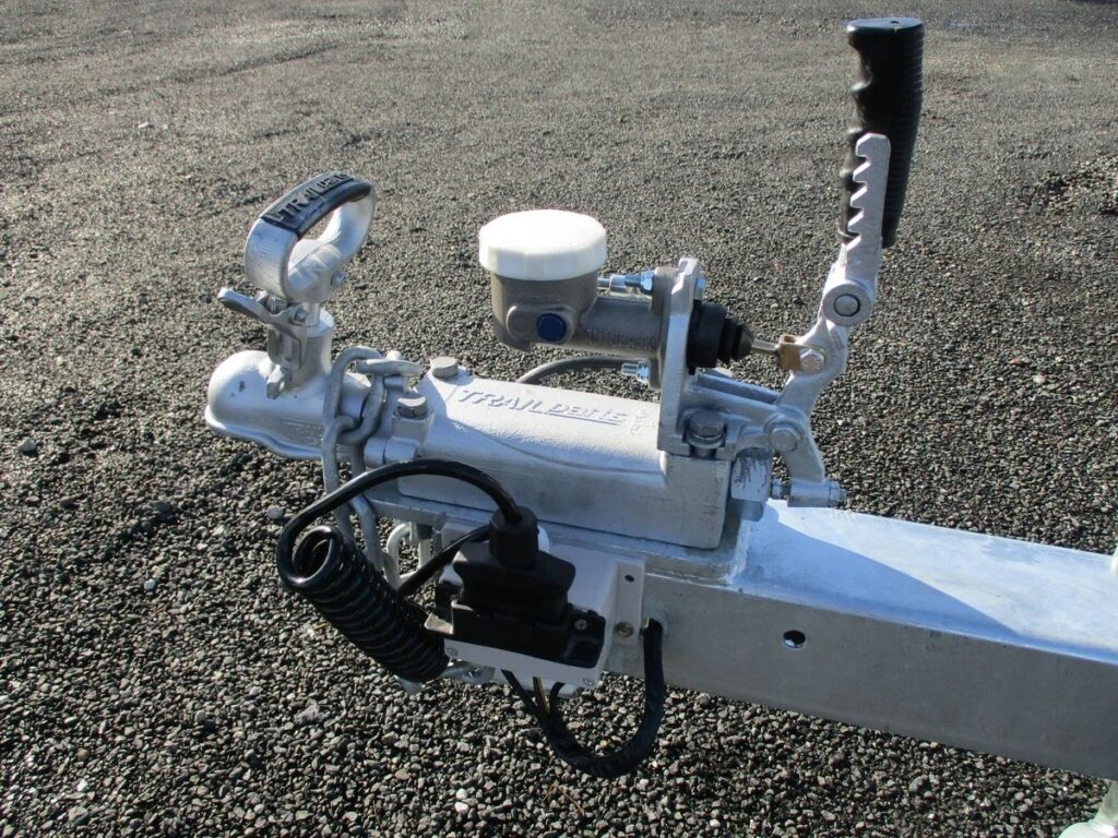 How Do Hydraulic Trailer Brakes Work 1 How Do Hydraulic Trailer Brakes Work 1