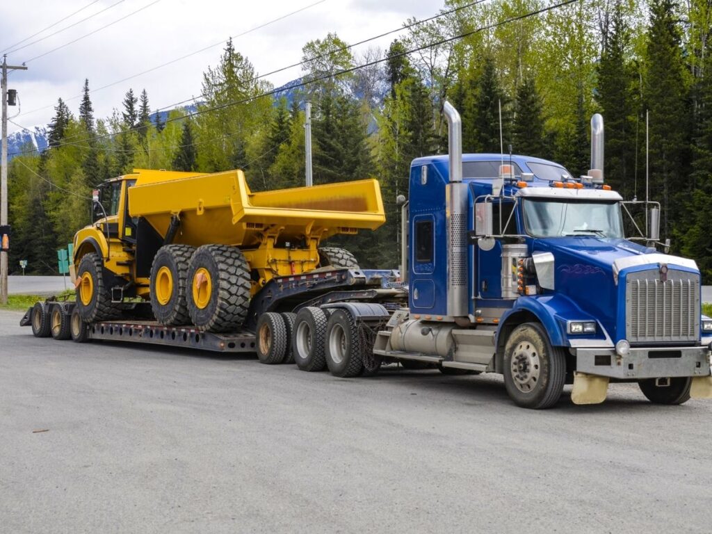 How Many Gallons Does A Semi Truck Hold? 3 How Many Gallons Does A Semi Truck Hold? 3