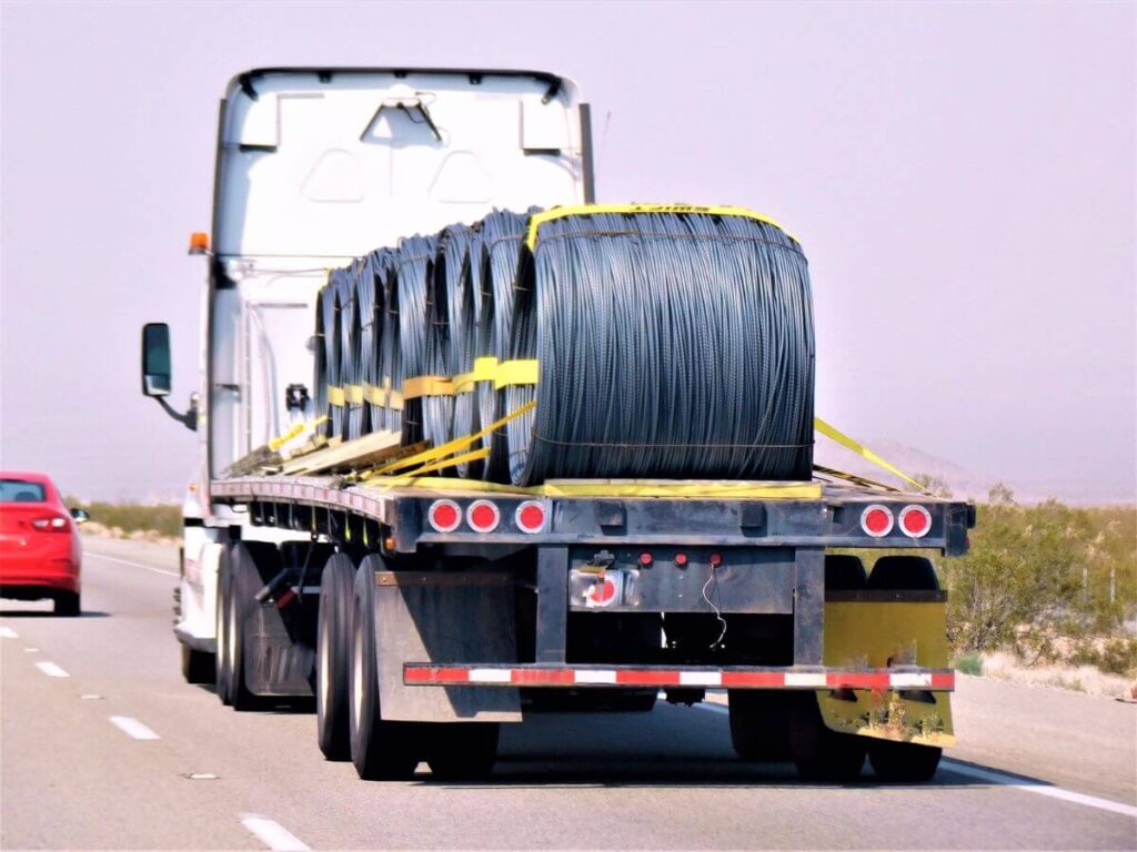 How Should You Transport a Load on a Flatbed Trailer 7 How Should You Transport a Load on a Flatbed Trailer 7
