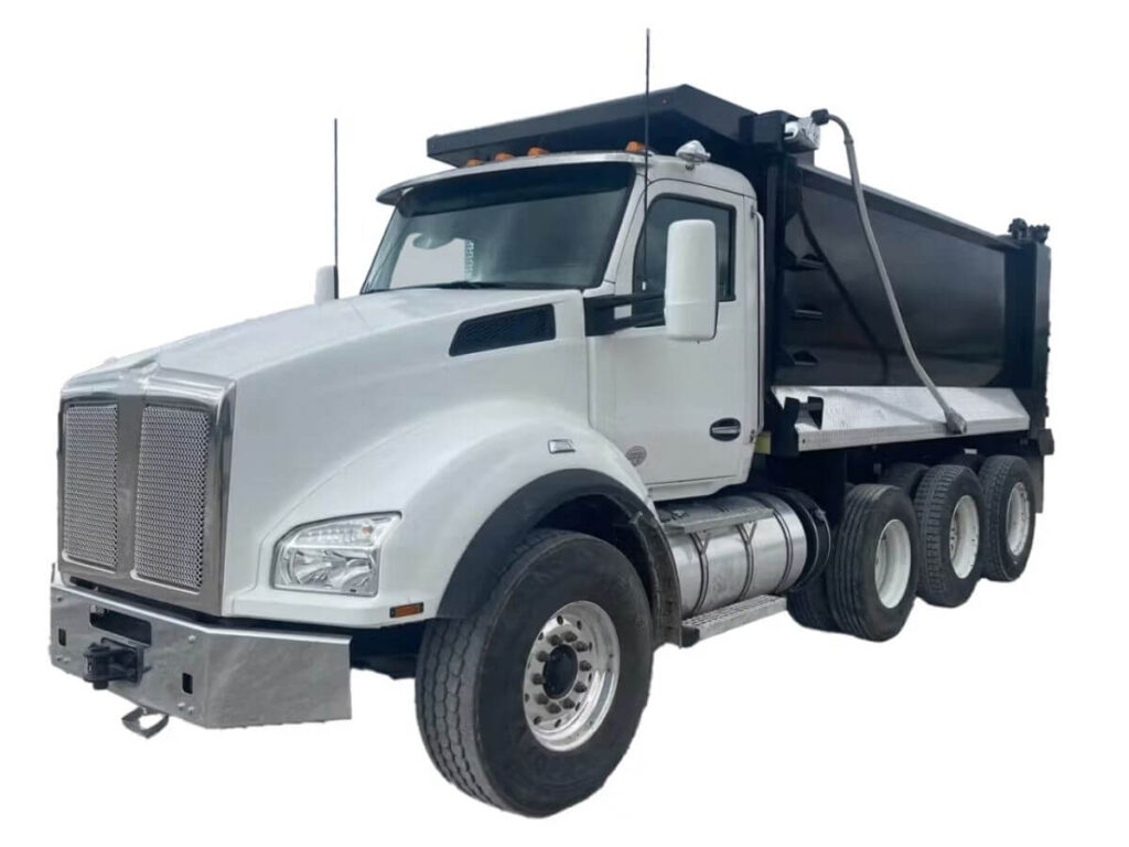 Tri Axle or Tandem? Dump Truck Comparison Guide 2 Tri Axle or Tandem? Dump Truck Comparison Guide 2