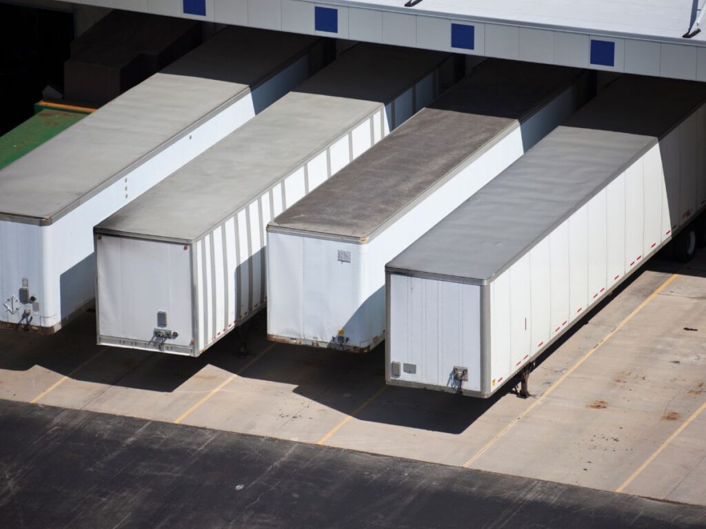 Used Truck vs New Truck: Which One Fits Your Needs? 5 Used Truck vs New Truck: Which One Fits Your Needs? 5