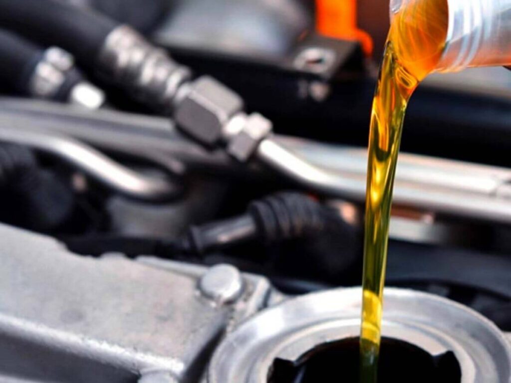 What Hydraulic Fluid Should You Use for Dump Trailer? 1 What Hydraulic Fluid Should You Use for Dump Trailer? 1