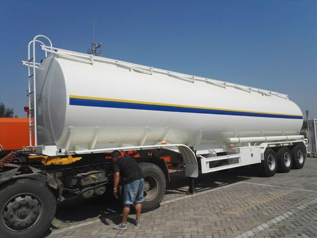 What Is a Tanker Trailer 1 What Is a Tanker Trailer 1